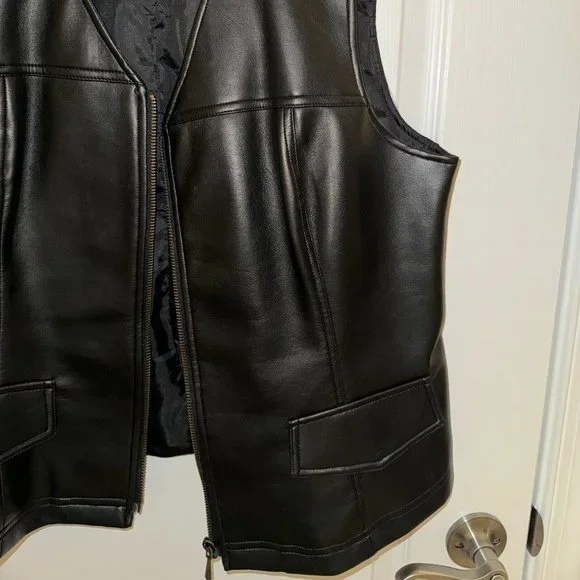 Counterparts Vegan Faux Leather Vest - Picture 4 of 7